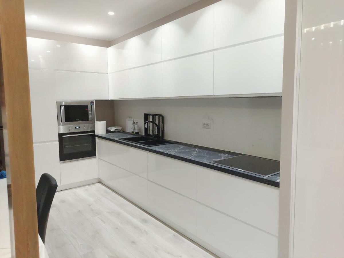 Luxurious Double Bedroom Suite ติรานา ภายนอก รูปภาพ